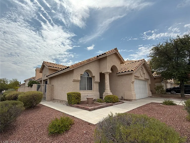 2436 Twin Flower Cir — Photo 2