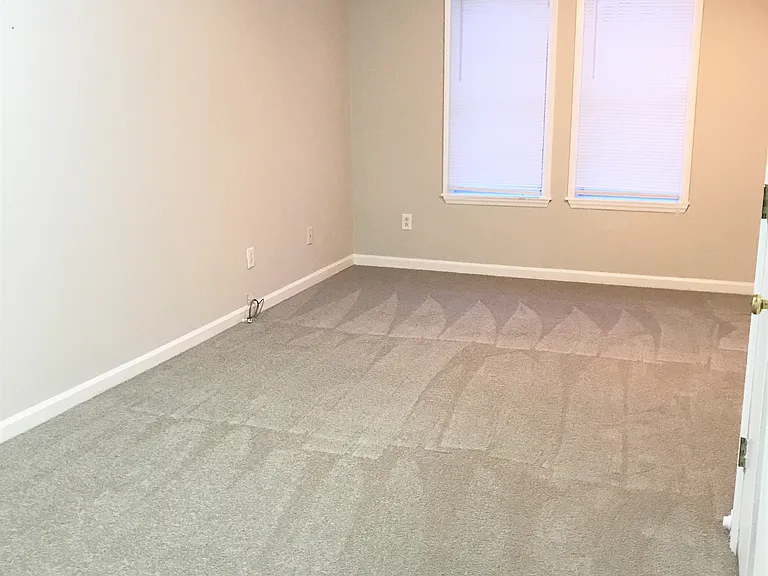 4236 Kaplan Dr — Photo 12