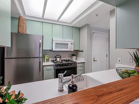3rd image of 200 Deer Valley Road #3B