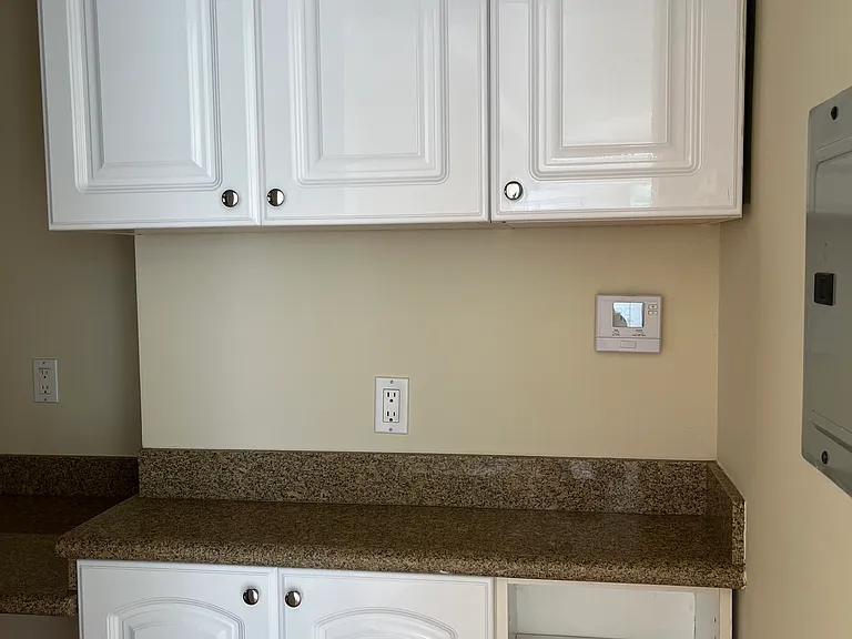 HALLWAY: ADDITIONAL CABINETS, SHELVING & COUNTERTOPS