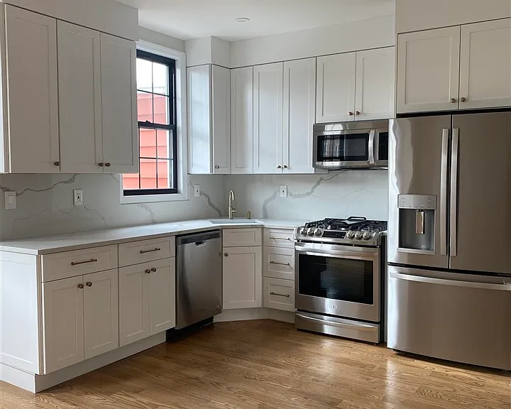 253 Hancock Ave #2 — Photo 24