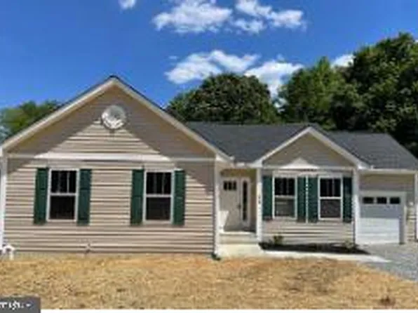 473 Shorewood Dr, Colonial Beach, VA 22443