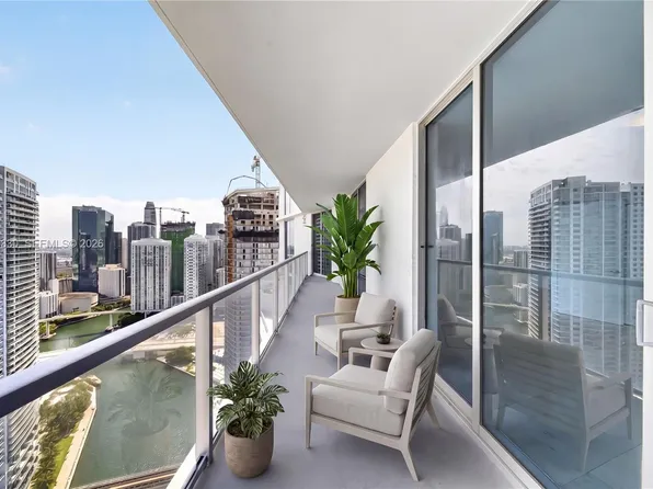 185 SW 7th St APT 4209, Miami, FL 33130