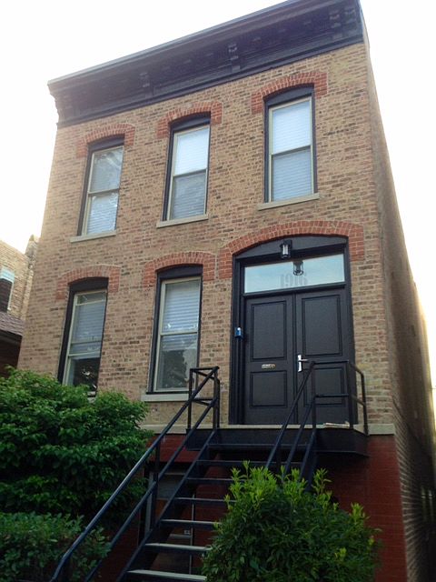 1st image of 1916 W Cortland St #1