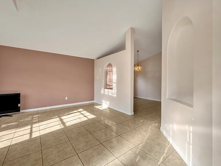3136 Crystal Creek Blvd — Photo 5