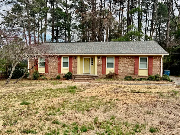 3726 American Dr, Durham, NC 27705