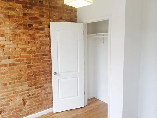 Rented by null | media 53