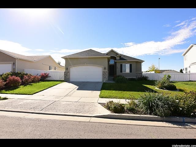 1st image of 190 E Heidelberg Pl