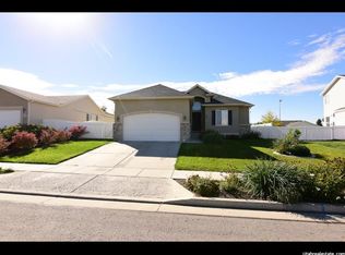 190 E Heidelberg Pl, Stansbury Park, UT 84074