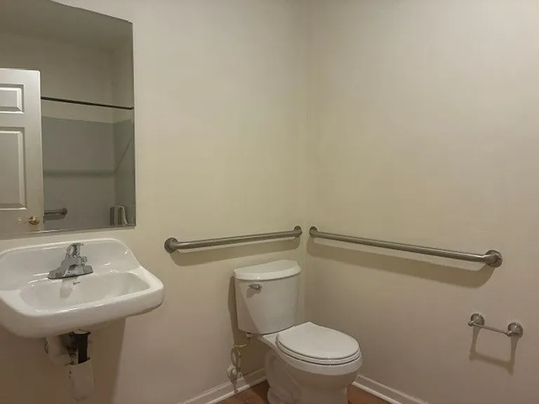 104 E Walworth Ave — Photo 17