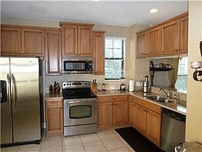 3rd image of 4117 Messina Dr
