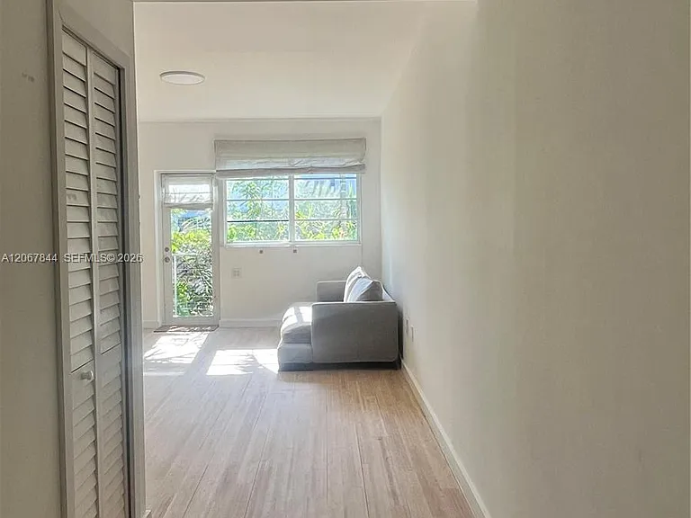 3917 N Meridian Ave #102 — Photo 14