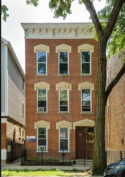 1st image of 1453 W Huron St APT 1R