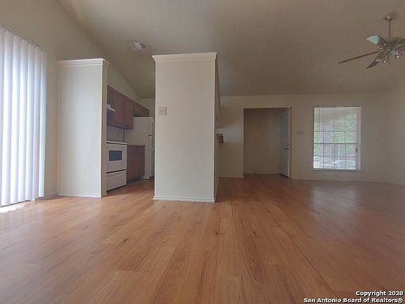 5th image of 9909 Ardash Ln