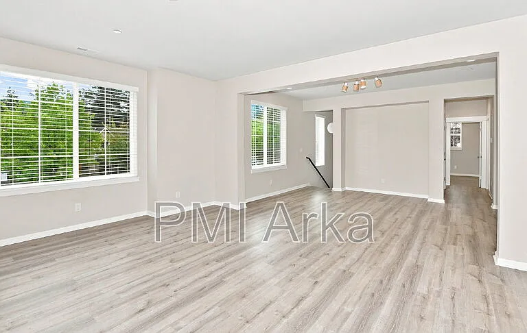 7423 Better Way SE #105 — Photo 3