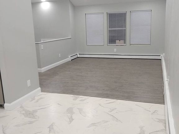 4th image of 11 Cedar Ln #14001