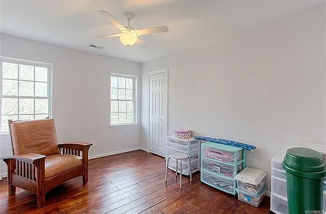 9724 Willow Glen Ln — Photo 10