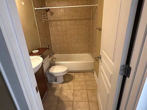 4th image of 720 Garden District Dr