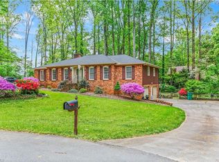 108 Spillsbury Ct, Clemmons, NC 27012