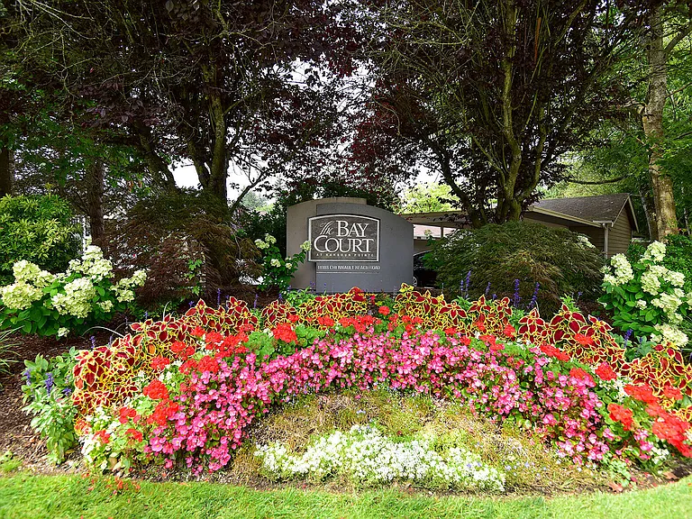 Bay Court at Harbour Pointe — Photo 37
