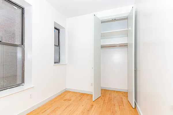 Rented by MySpaceNYC | media 18