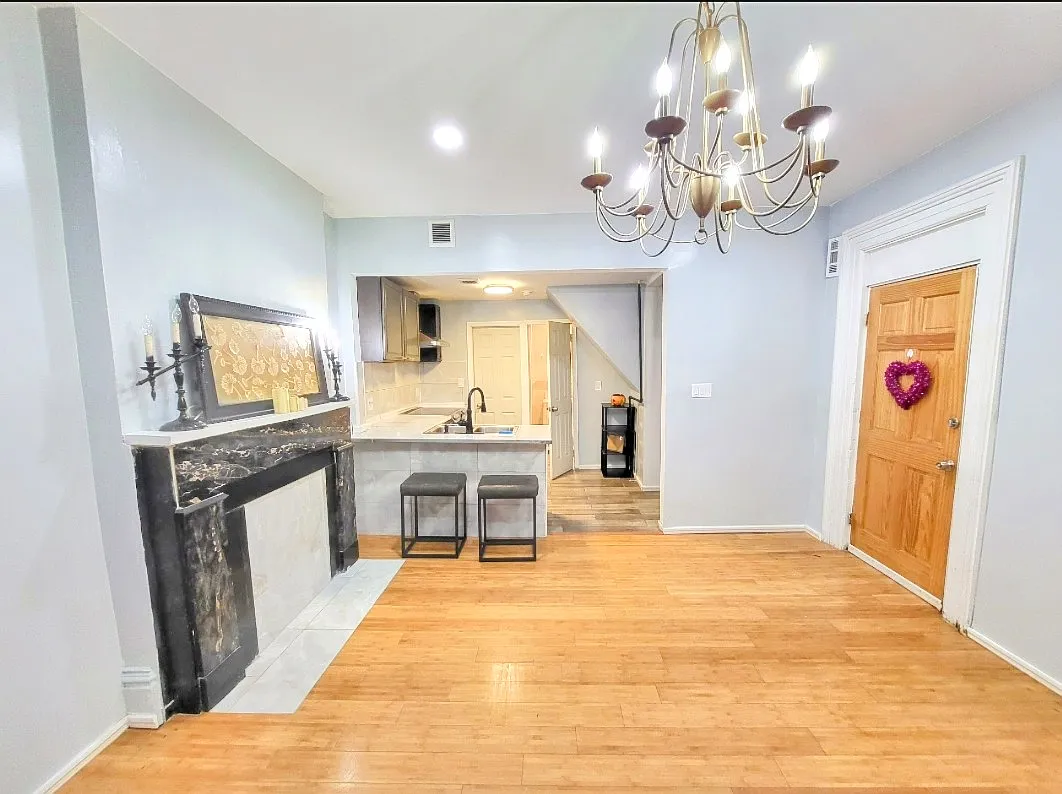 400 Rutger St — Photo 4