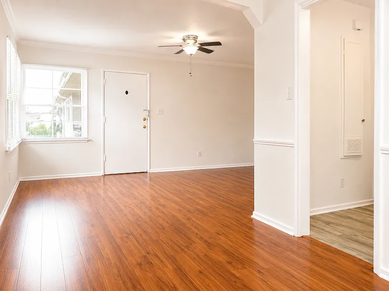 1217 S Holt Ave #6 — Photo 3