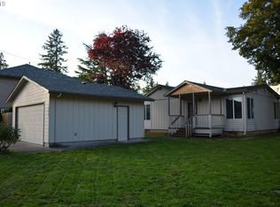 13067 SE Sherman St, Portland, OR 97233