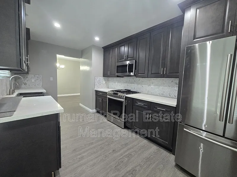 Building Photo - 1303 N Brand Blvd #1