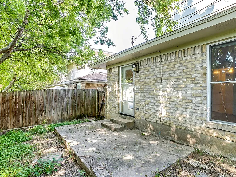 127 Allencrest Dr — Photo 38