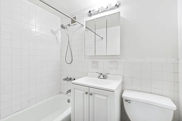 Rented by Compass | media 16