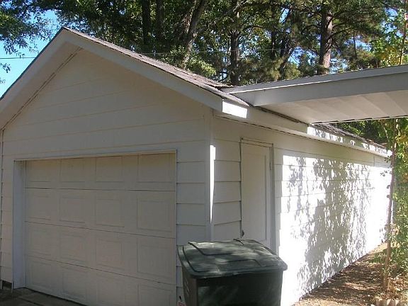 5th image of 112 Browning Ave
