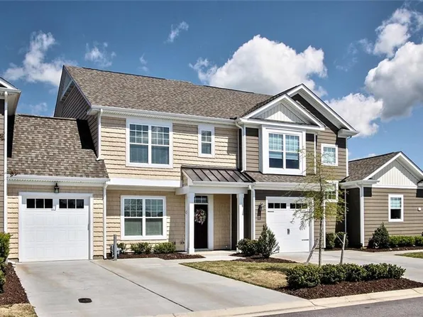 2012 Canning Pl, Chesapeake, VA 23322