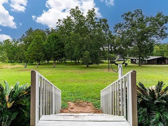 3rd image of 7687 County Road 89