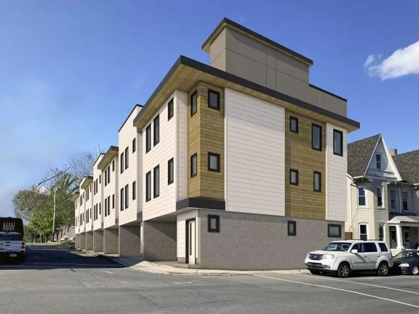 495 W Berwick St, Easton, PA 18042