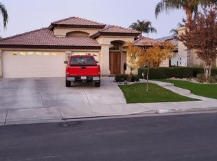 10110 Cobblestone Ave, Bakersfield, CA 93311