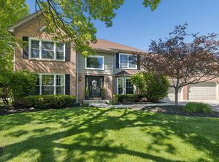 721 Burgess Hill Rd, Naperville, IL 60565
