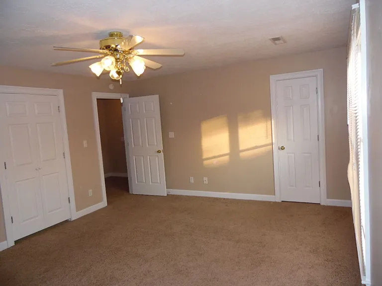 422 Old Salem Rd — Photo 10
