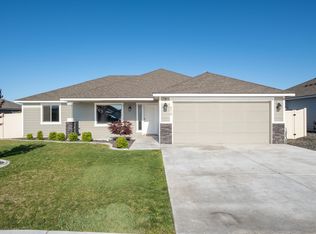 4418 Vermilion Ln, Pasco, WA 99301