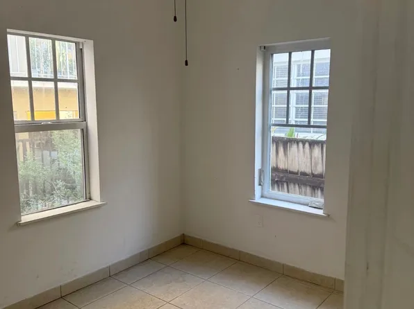 750 Pennsylvania Ave APT 5, Miami Beach, FL 33139