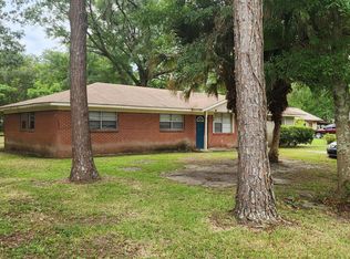 6336 Grierson St, Moss Point, MS 39563