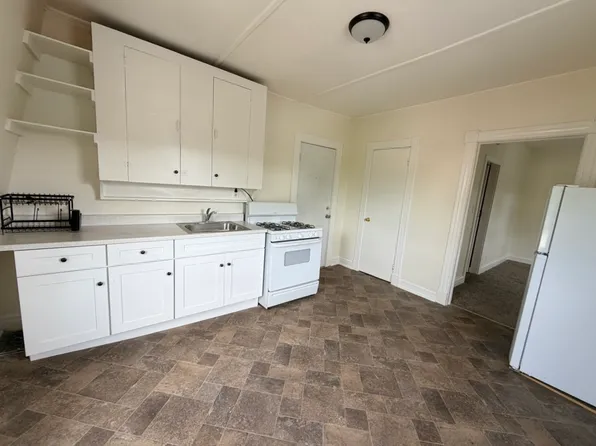 46 Windham St #12, Willimantic, CT 06226
