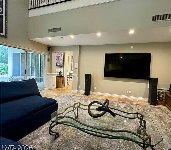 3160 Bel Air Dr — Photo 18