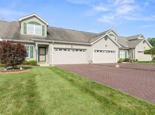 1004 Trail Side Ct, Jeannette, PA 15644