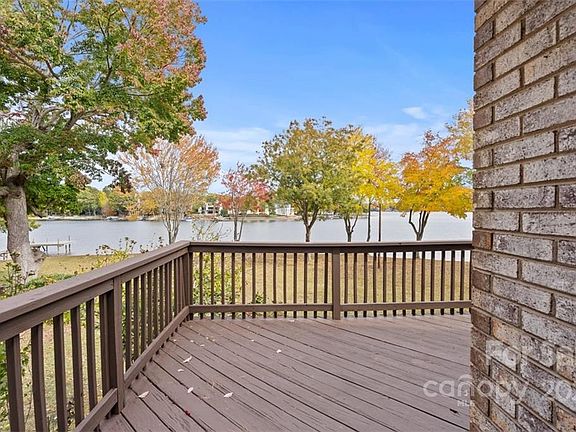 2nd image of 171 Peninsula Dr