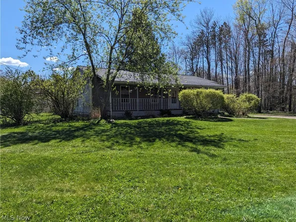 15411 Rock Creek Rd, Chardon, OH 44024