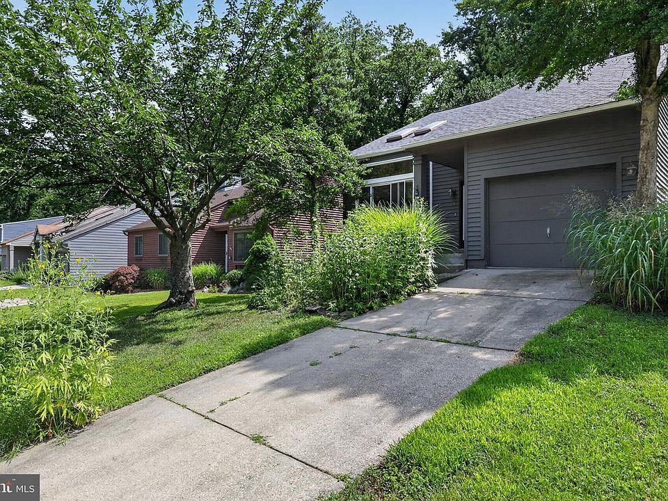 1st image of 79 Windwhisper Ln