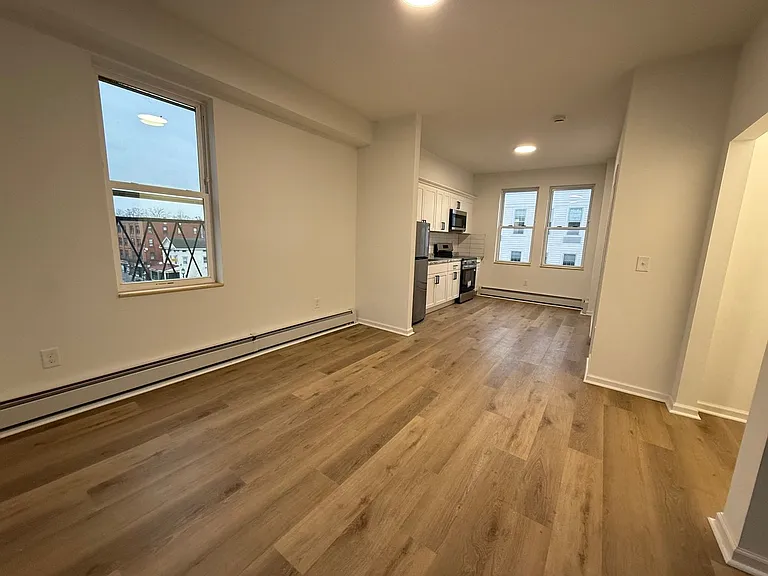 31 Park St #33 — Photo 25