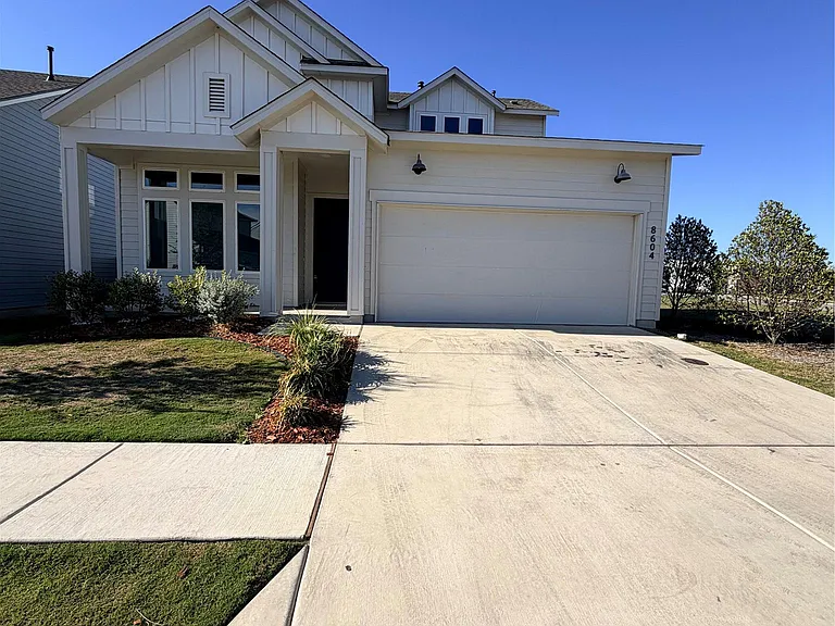 8604 Torrita Dr — Photo 1