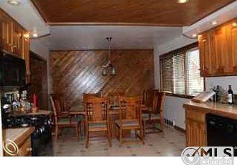 MUER DINING ROOM.jpg